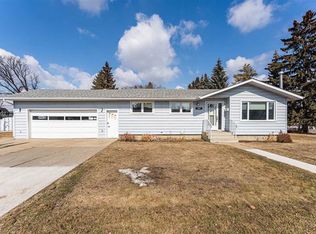 10512 54th Ave NW, Edmonton, AB T6H 0T7