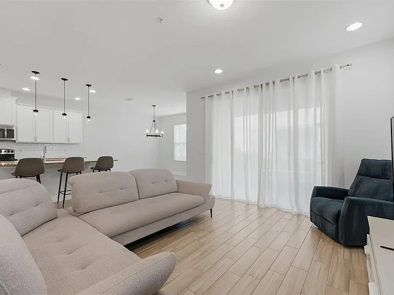 15691 Orange Harvest Loop — Photo 10