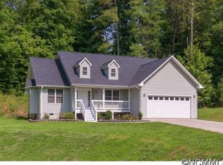 72 Chickwood Trl, Weaverville, NC 28787