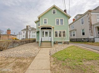 63 Washington St, Gloversville, NY 12078
