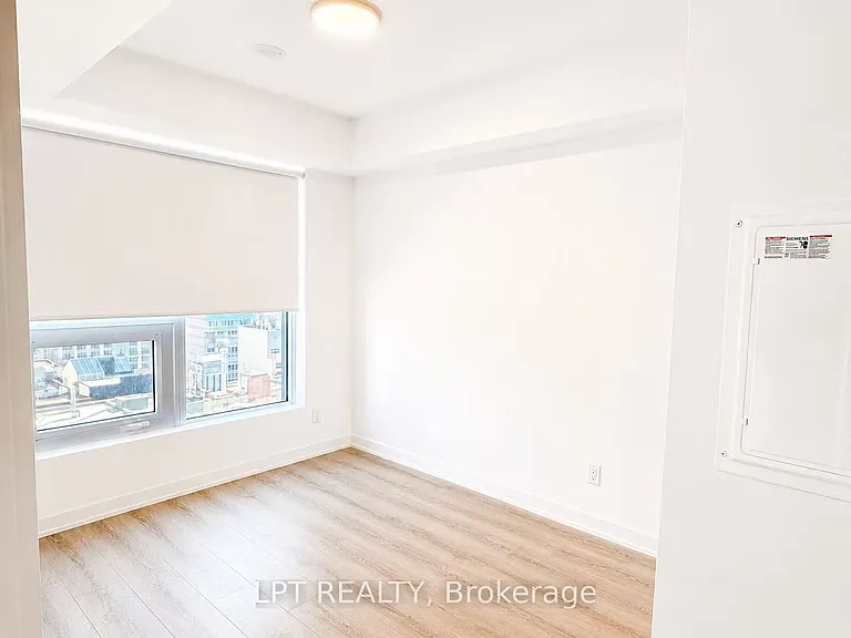 100 Queen St E #1608 — Photo 11