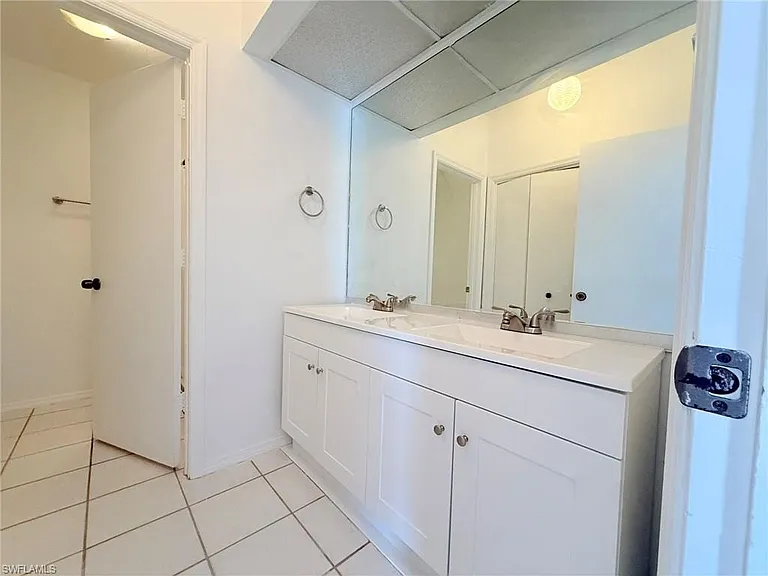 27501 Playa Del Rey Ln #503 — Photo 9