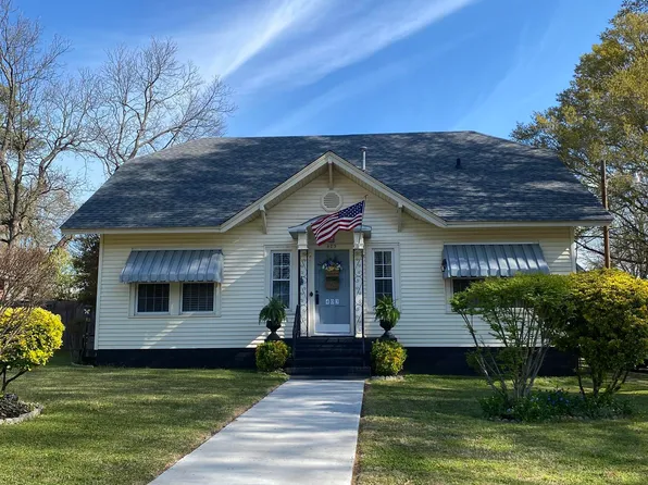 403 E Church St, Morrilton, AR 72110