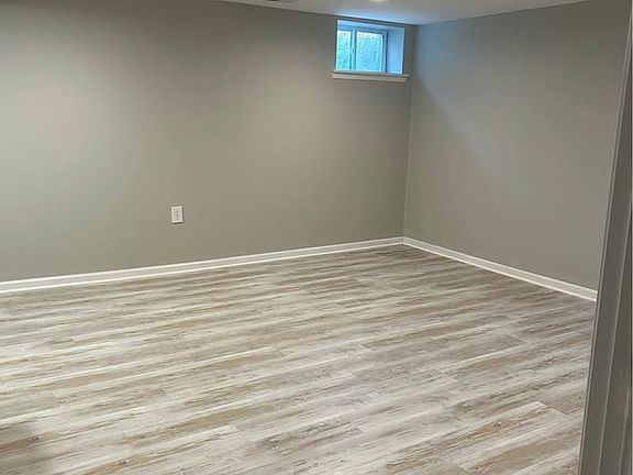 5th image of 243 Brandon Rd