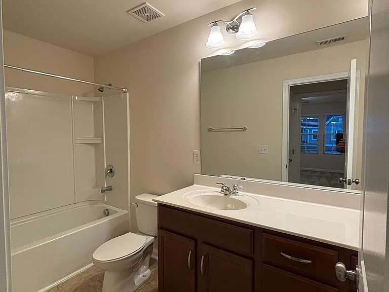 803 New Derby Ln — Photo 21