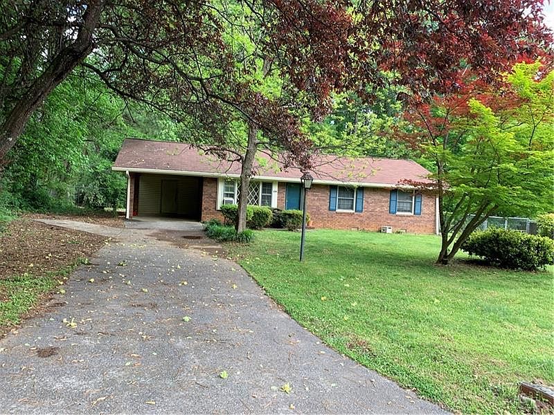 1st image of 860 Lee Dr NW