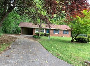 860 Lee Dr NW, Marietta, GA 30060