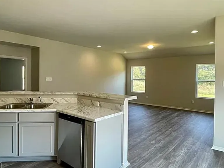5309 Yukon Dr — Photo 3