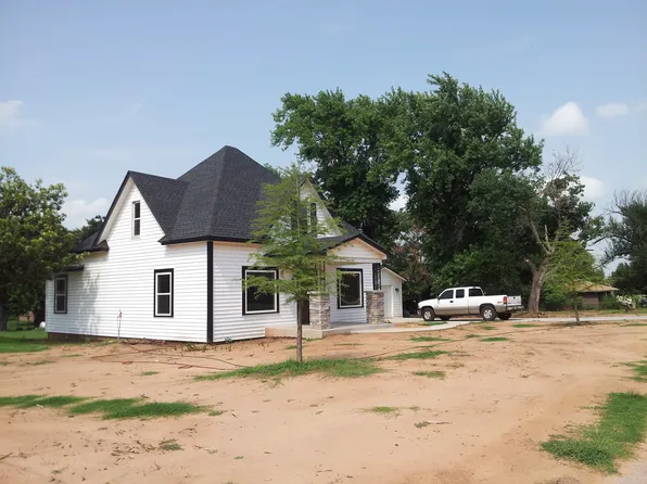 105 West Pne, Tuttle, OK 73089