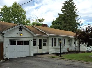 114 Heath St, Newark, NY 14513