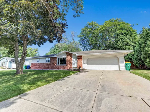 356 Laverne Dr, Green Bay, WI 54311