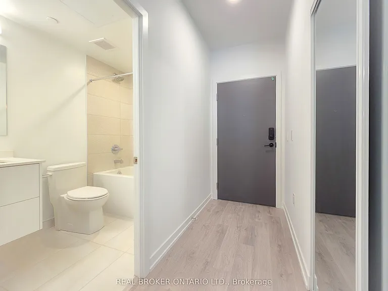 9763 Markham Rd — Photo 15