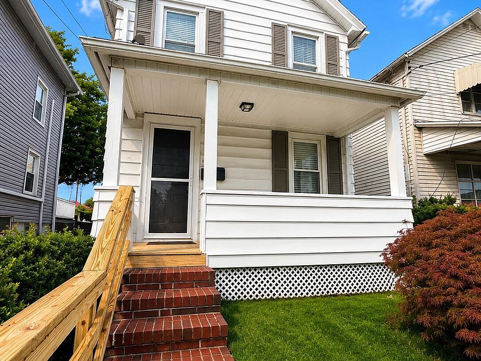 1st image of 391 Walnut St