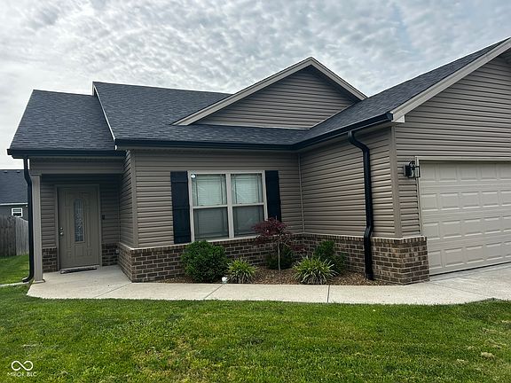 3rd image of 8018 Kismet Dr