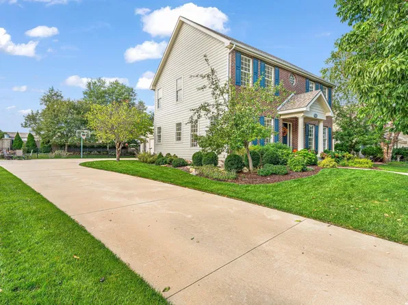 236 Earhart Cir, Lawrence, KS 66049