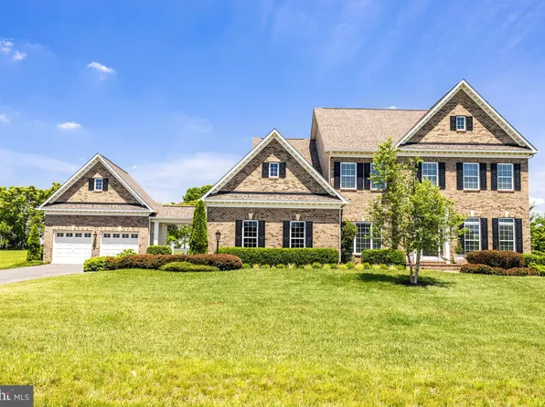 14747 Falconaire Pl, Leesburg, VA 20176