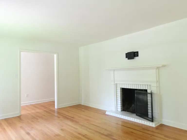 3215 Plantation Rd — Photo 5
