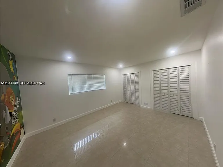 2701 NW 105th Ter — Photo 12