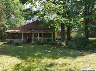 588 Section Line Rd, Gurley, AL 35748