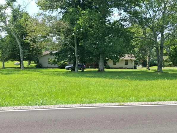 462 Telephone Tower Rd, Laceys Spring, AL 35754