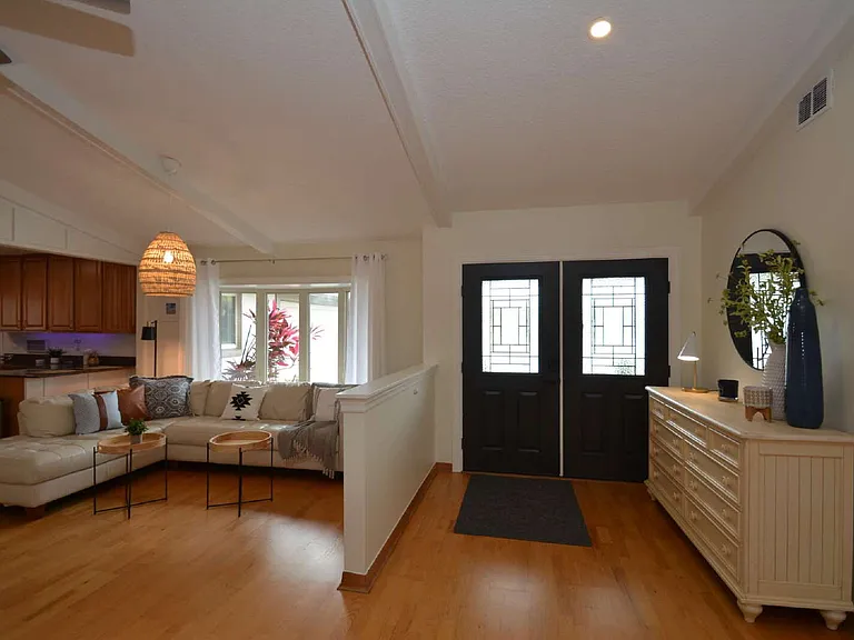 58 Comanche Ct — Photo 6