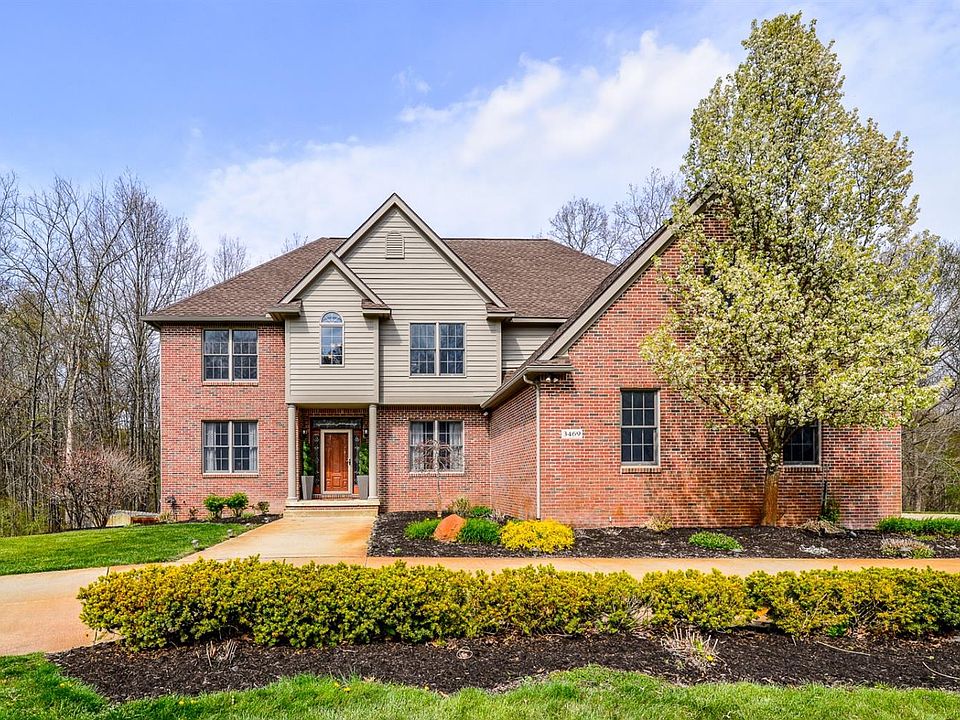 1st image of 3469 Oak Park Dr