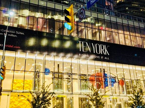 4th image of 10 York St #3213