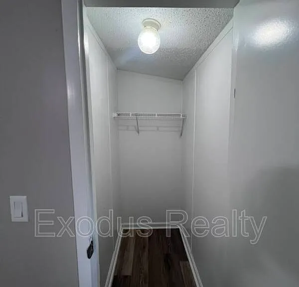 114 Kathleen Ter — Photo 31