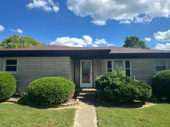 2433 E Little Bear Rd, Connersville, IN 47331