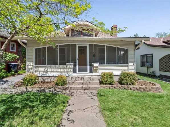 18 E 72nd St, Kansas City, MO 64114