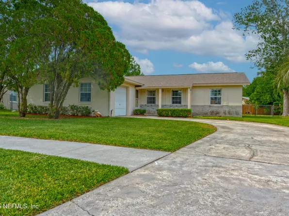 8378 OLD ENGLISH Drive, Jacksonville, FL 32244