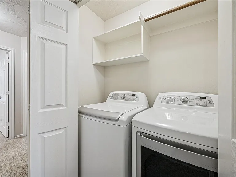 3206 Pearl Bluff Ln — Photo 18