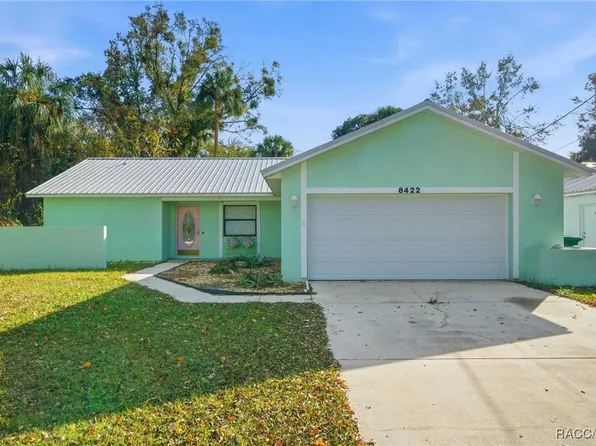 8422 W Bradshaw St, Homosassa, FL 34448