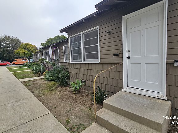 3rd image of 1452 Stanford St APT C