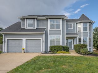 15748 Beverly St, Overland Park, KS 66223