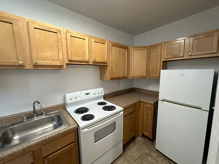 New King Edward Apartments — Photo 114