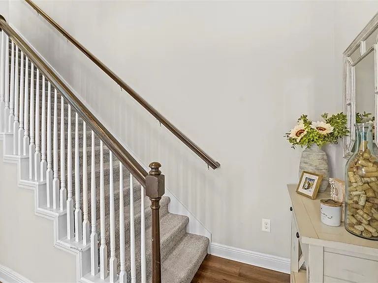 207 S Moody Ave #B — Photo 8