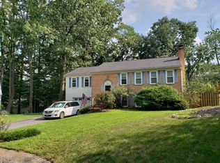 8815 Aquary Ct, Springfield, VA 22153