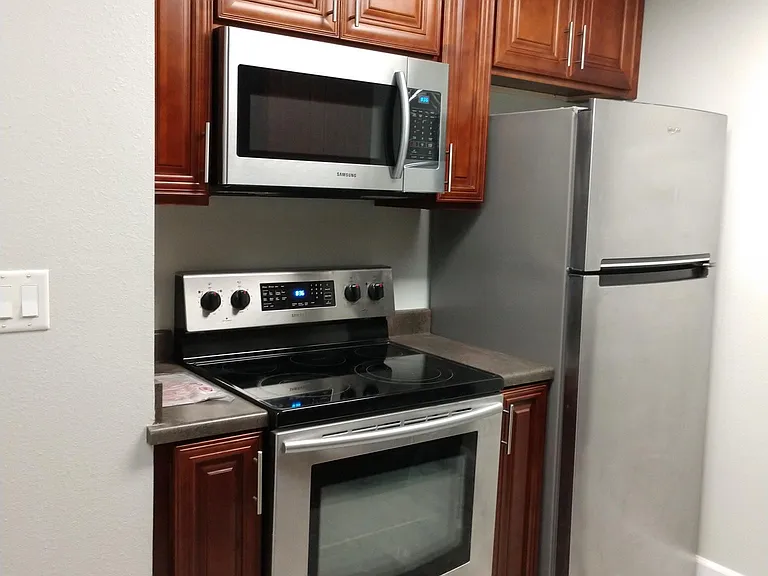 1435 India St #204 — Photo 4