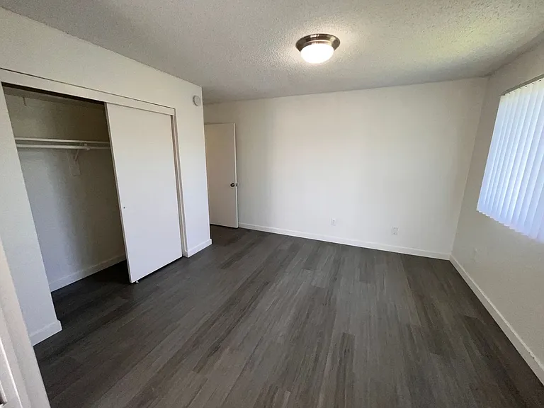 Cypress Apartments — Photo 20