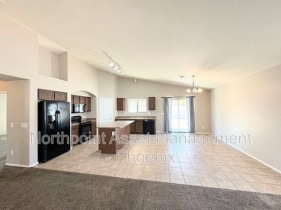 4th image of 6925 W Getty Dr
