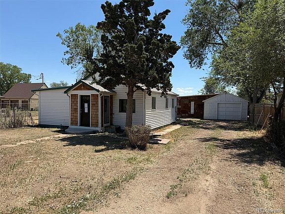 2nd image of 2840 W 65th Place