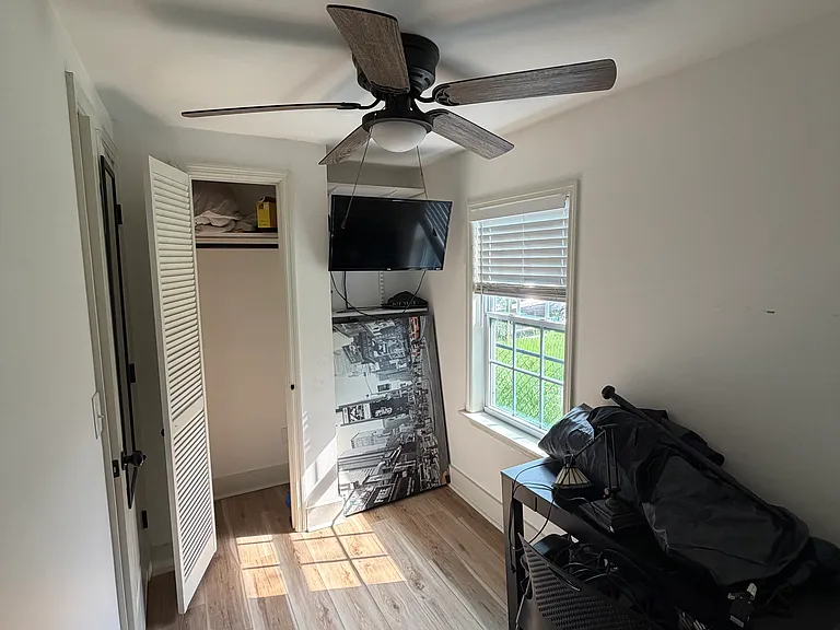 2034 Beech Ave — Photo 11