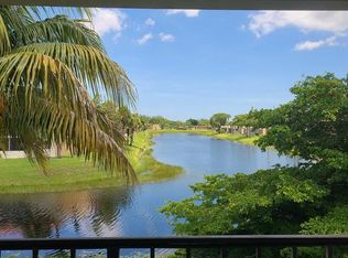 1520 Lake Crystal Dr APT G, West Palm Beach, FL 33411