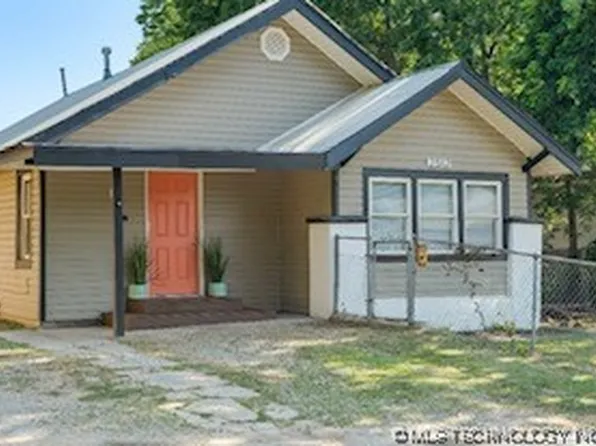 2512 E Admiral Ct, Tulsa, OK 74110