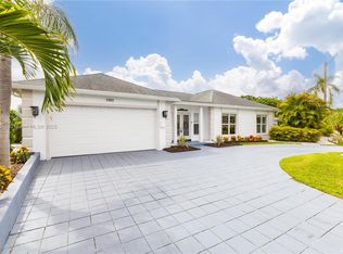 4902 N Travelers Palm Ln, Tamarac, FL 33319