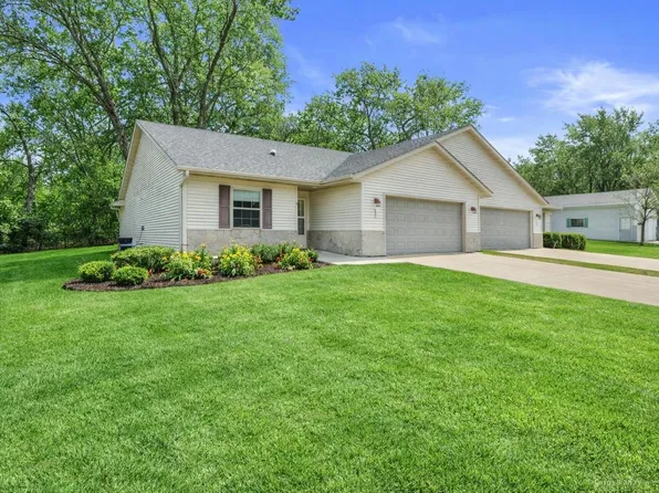 630 Riverview Ct, Jefferson, WI 53549