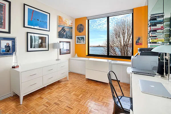 Sold by Compass | media 6