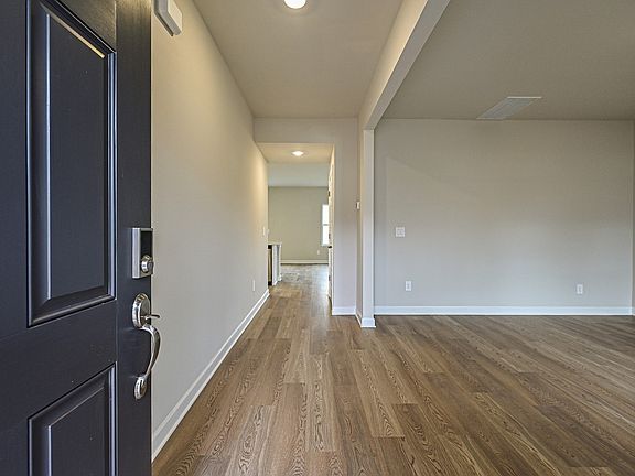 Welcome to 304 Lavinia Circle.