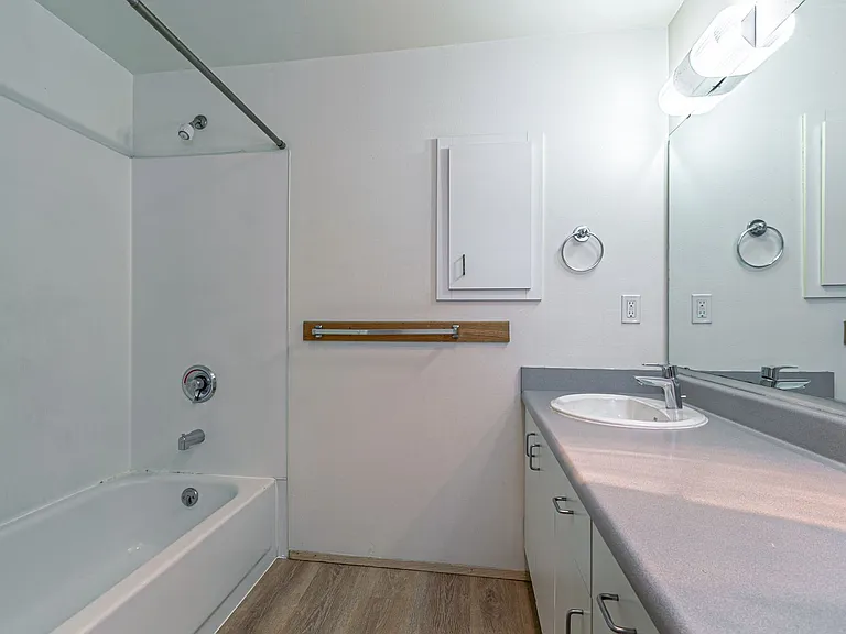 3401 Pacific Ave — Photo 24